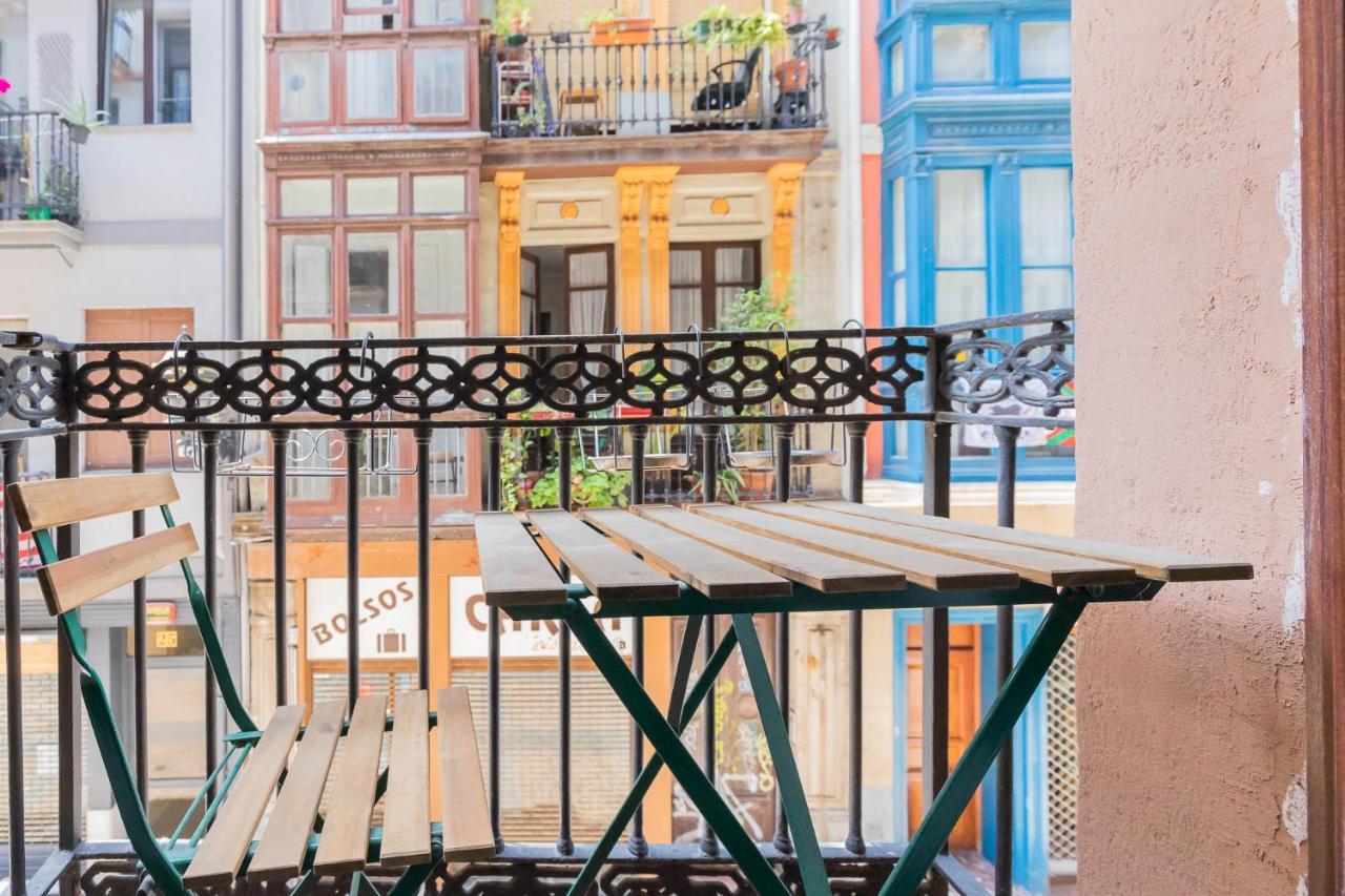 Comfy Old Town Apartment By Next Stop Bilbao Exterior photo