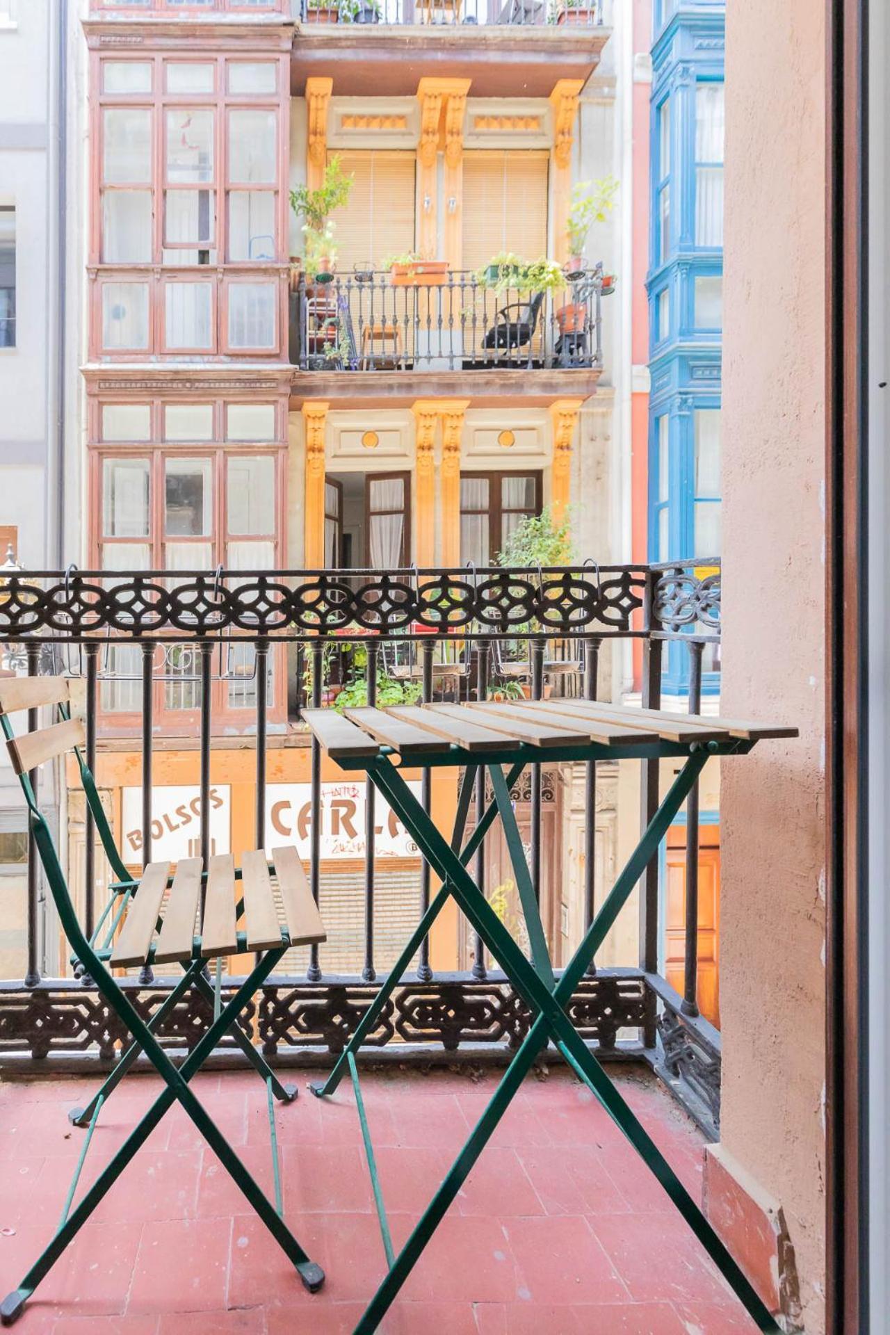 Comfy Old Town Apartment By Next Stop Bilbao Exterior photo